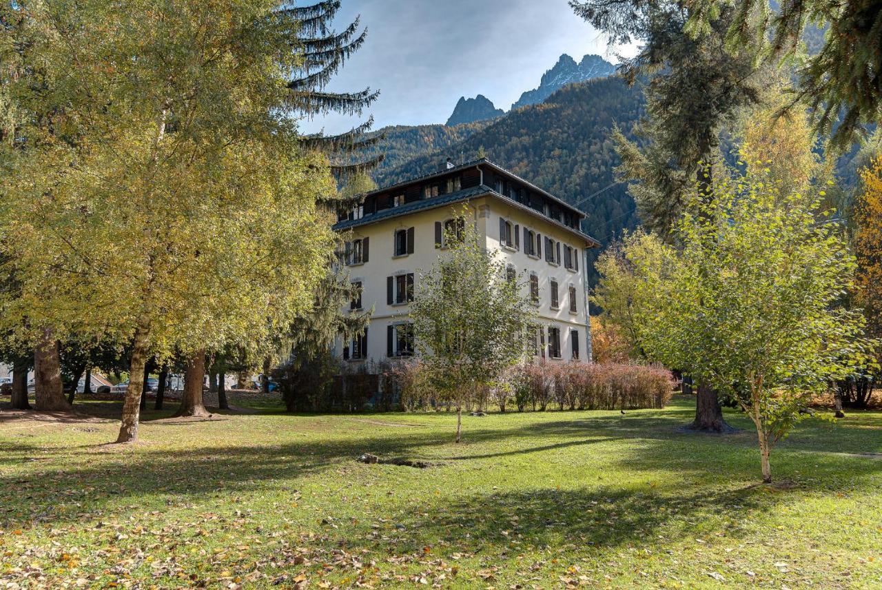 Apartment La Roseraie - Alpes Travel - Central Шамони Экстерьер фото